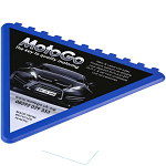 Frosty triangular recycled plastic ice scraper 3