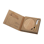 Cheese set with wooden cutting board 1
