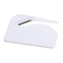 Paper knife with metal blade