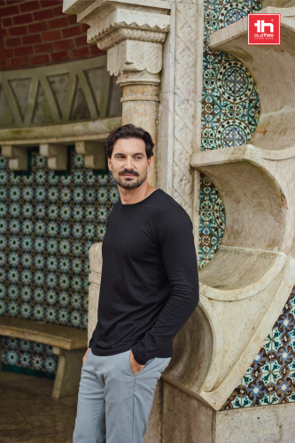 Mens long sleeve t-shirt 1