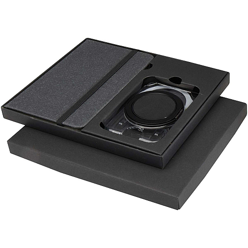 Kern A6 hard cover notebook and MagSafe wallet gift set 1