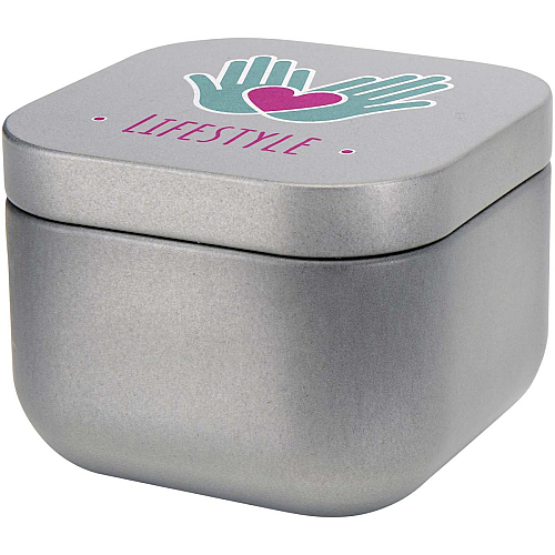 Tindra square tin candle with vanilla aroma 2