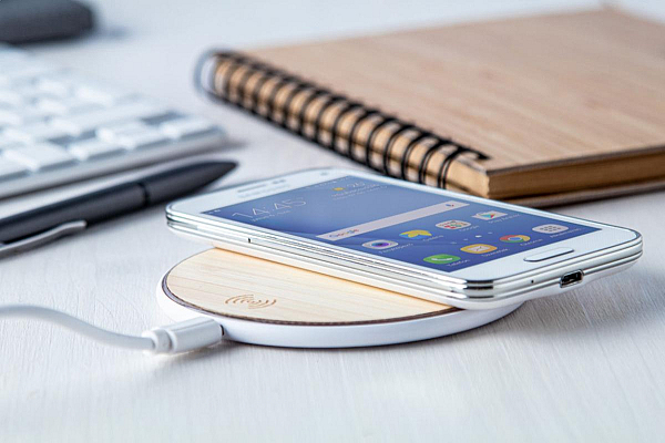 incarcator wireless, Energa 4