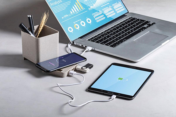 suport multifunctional pentru pixuri, Ampdesk 4