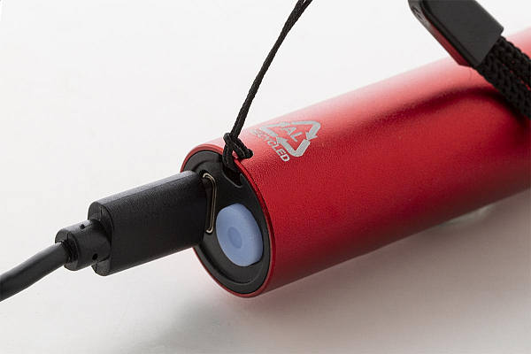 Lanterna reincarcabila din aluminiu reciclat, Chargelight Tone 3