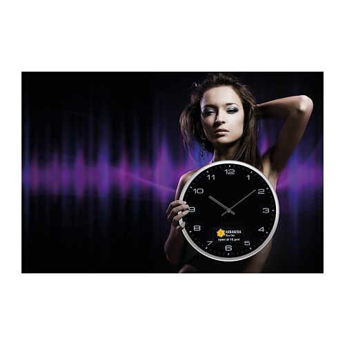 Wall clock with silver frame 4