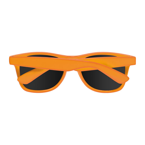 sunglasses nerd look 3