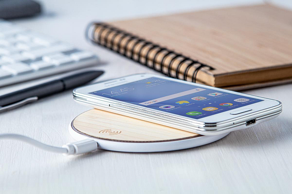 incarcator wireless, Energa 4